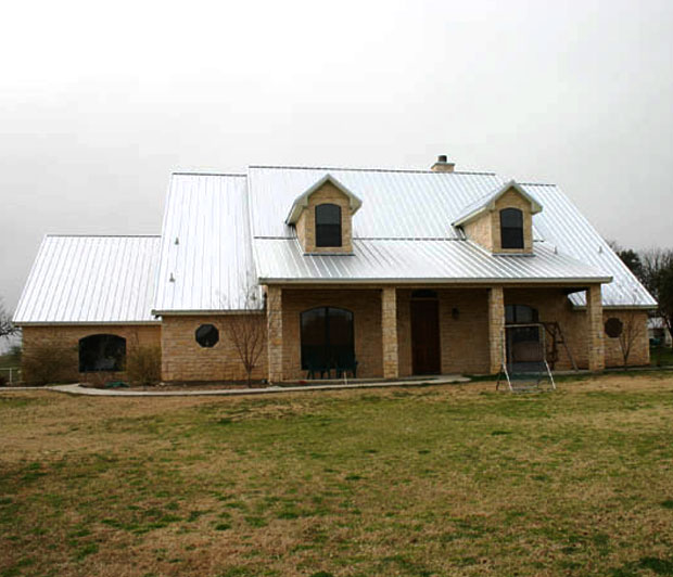 Standing seam metal roof